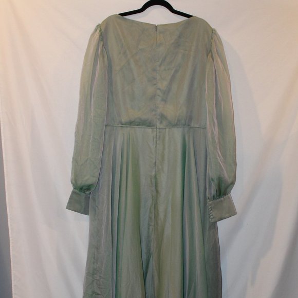 NEW Mac Duggal  Sheer Blouson Sleeve Sage Green Surplice Gown 67873 Dress - Picture 7 of 8